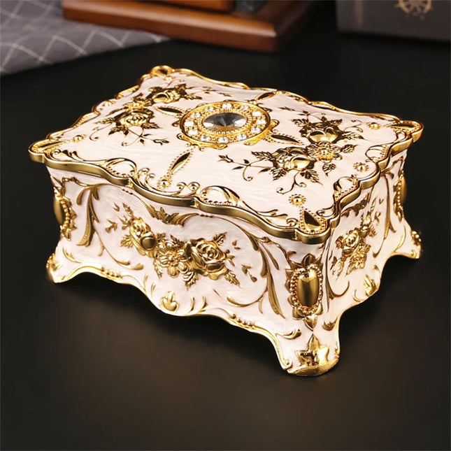 Antik Smykkeskrin Med Dekorationer